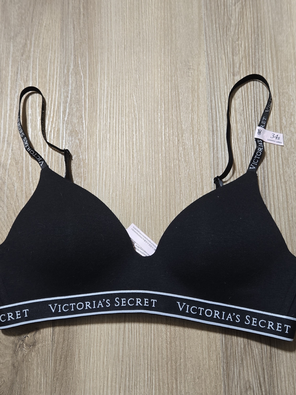 Victoria's Secret Black Wireless Seamless Logo Band Bra